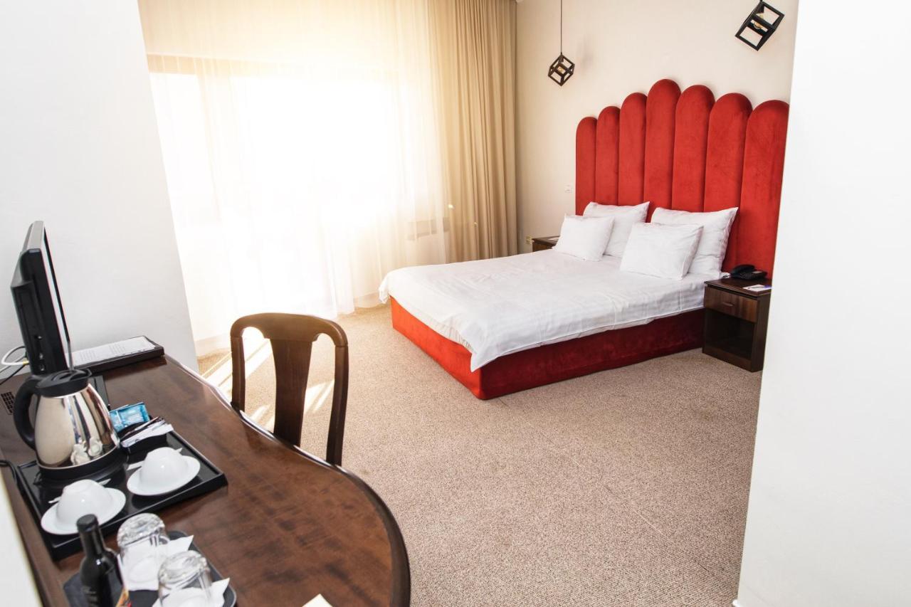 International Centre Hotel 4*