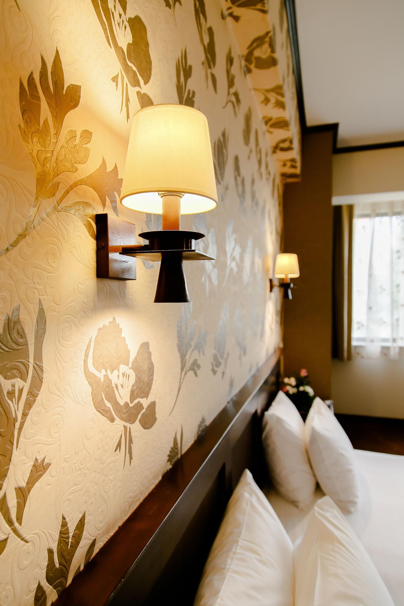 Hotel International Centre 4*